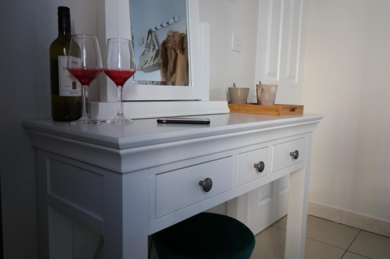 Riverside Rooms Рединг Екстериор снимка