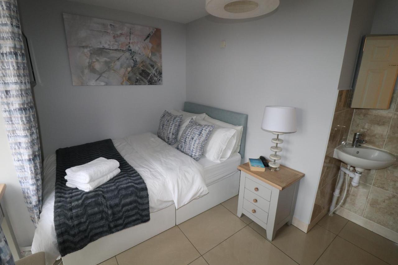 Riverside Rooms Рединг Екстериор снимка