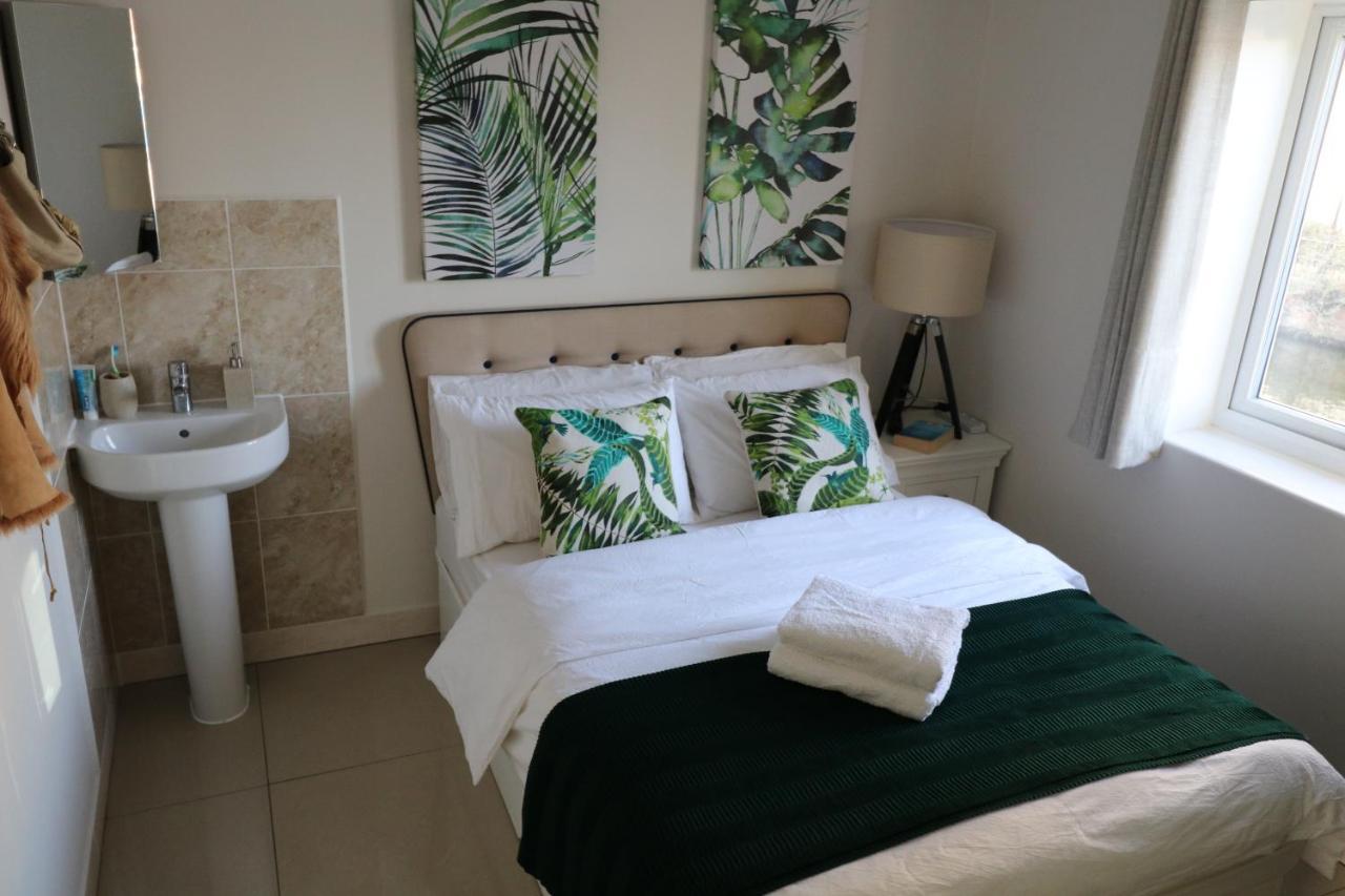 Riverside Rooms Рединг Екстериор снимка