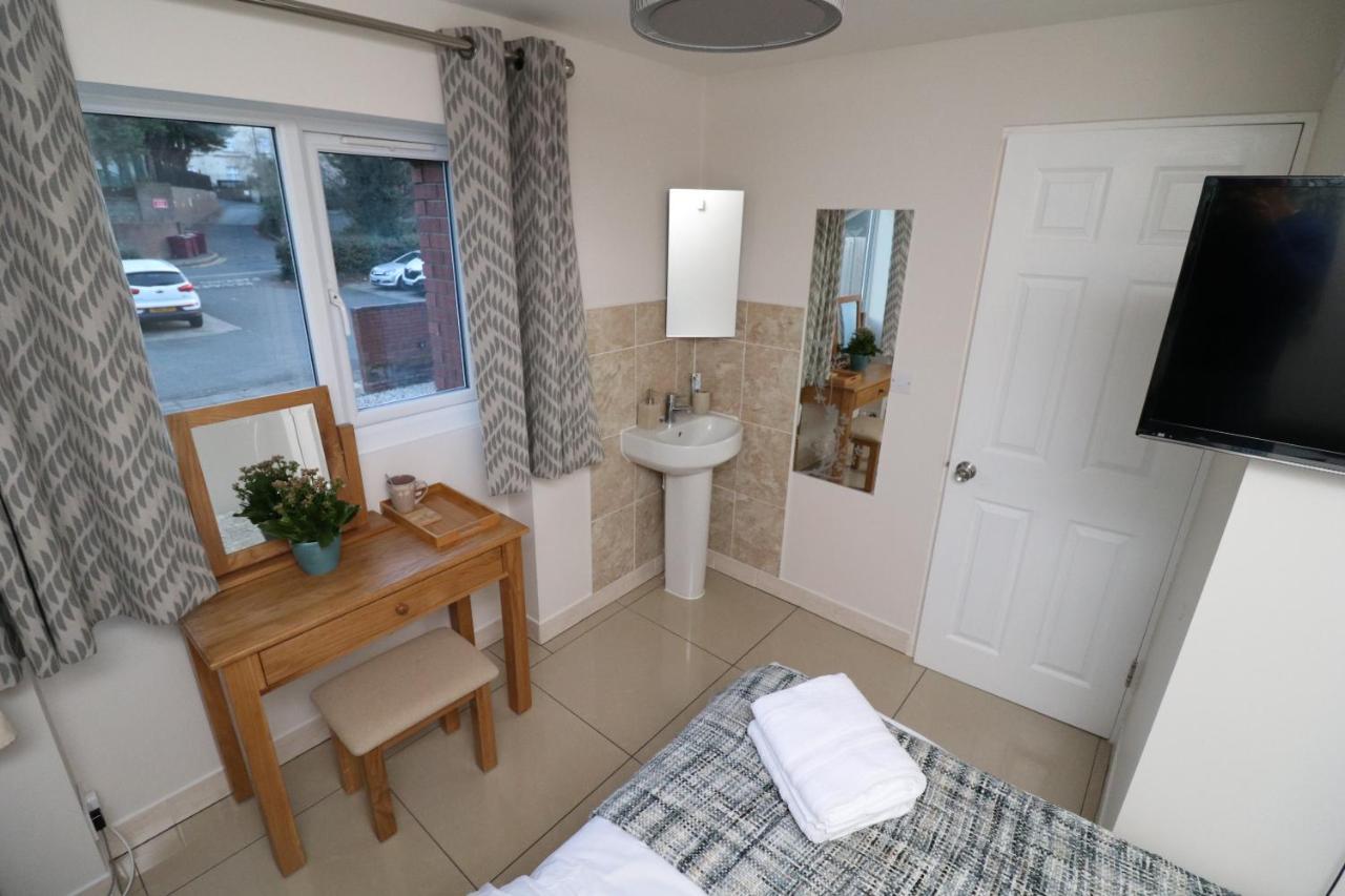 Riverside Rooms Рединг Екстериор снимка